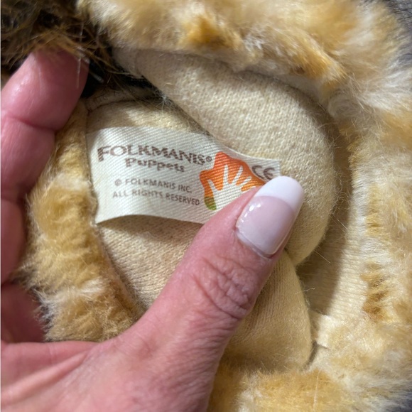 Follmanis Giraffe Hand Puppet - Picture 5 of 5